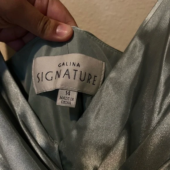 NWT Dusty Sage Charmeuse Draped Strappy Dress Galina Signature Bridesmaid 14 - Picture 6 of 9